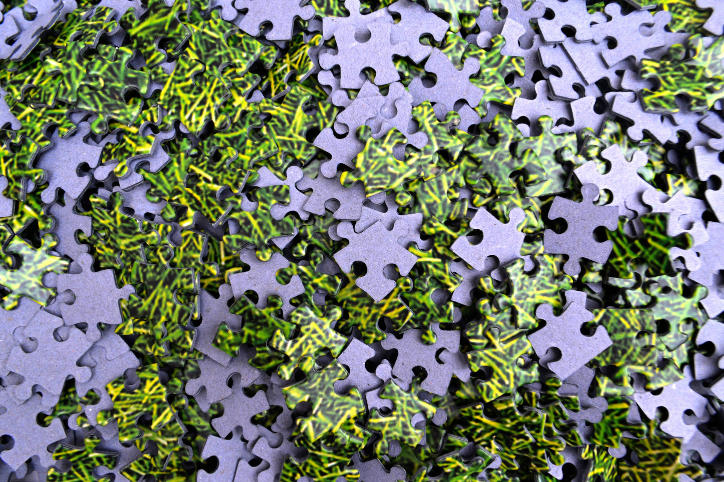 Natural Grass 1000 Piece Jigsaw Puzzle
