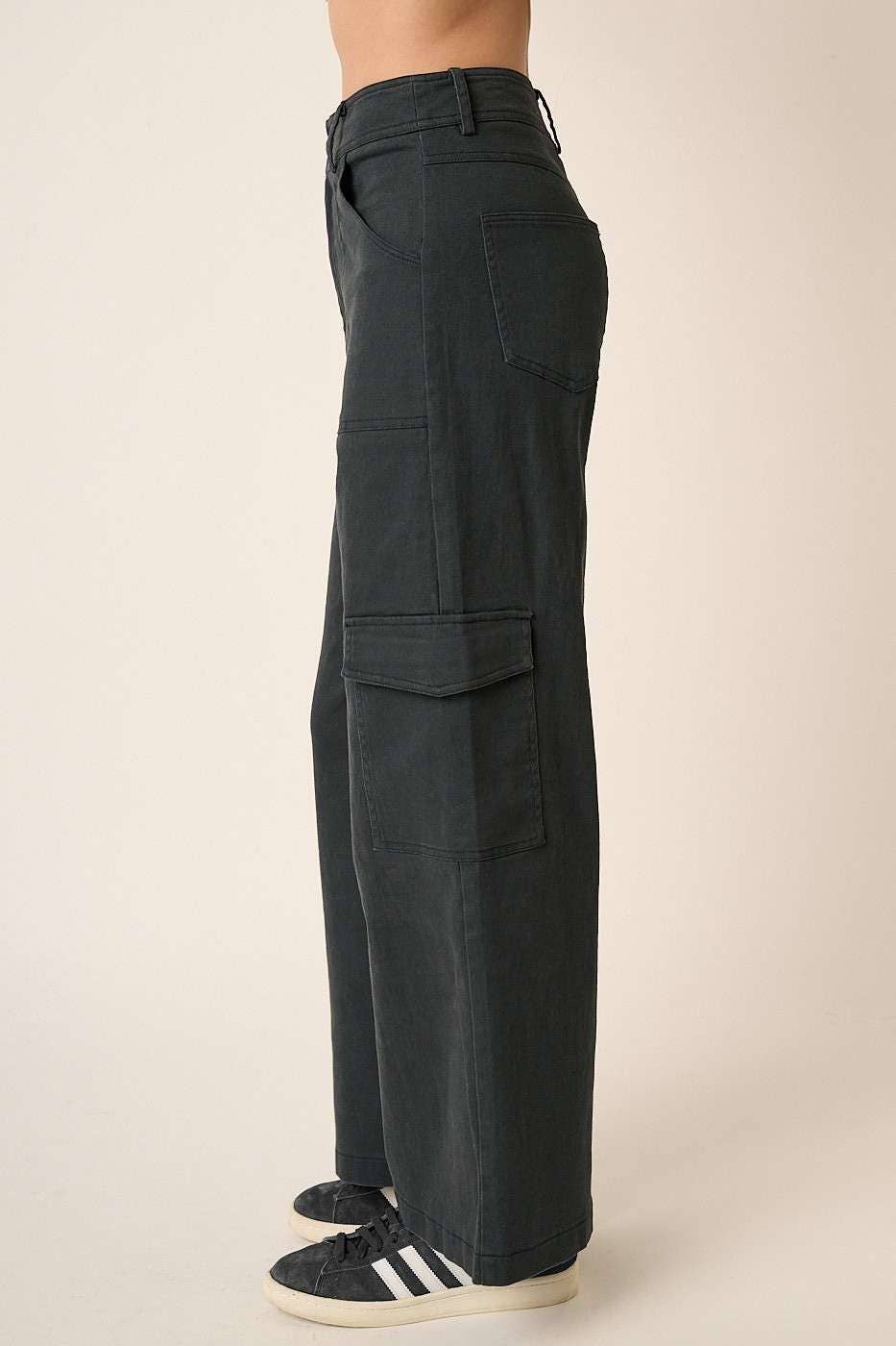 TWILL CARGO WIDE LEG HIGH WAISTED PANTS