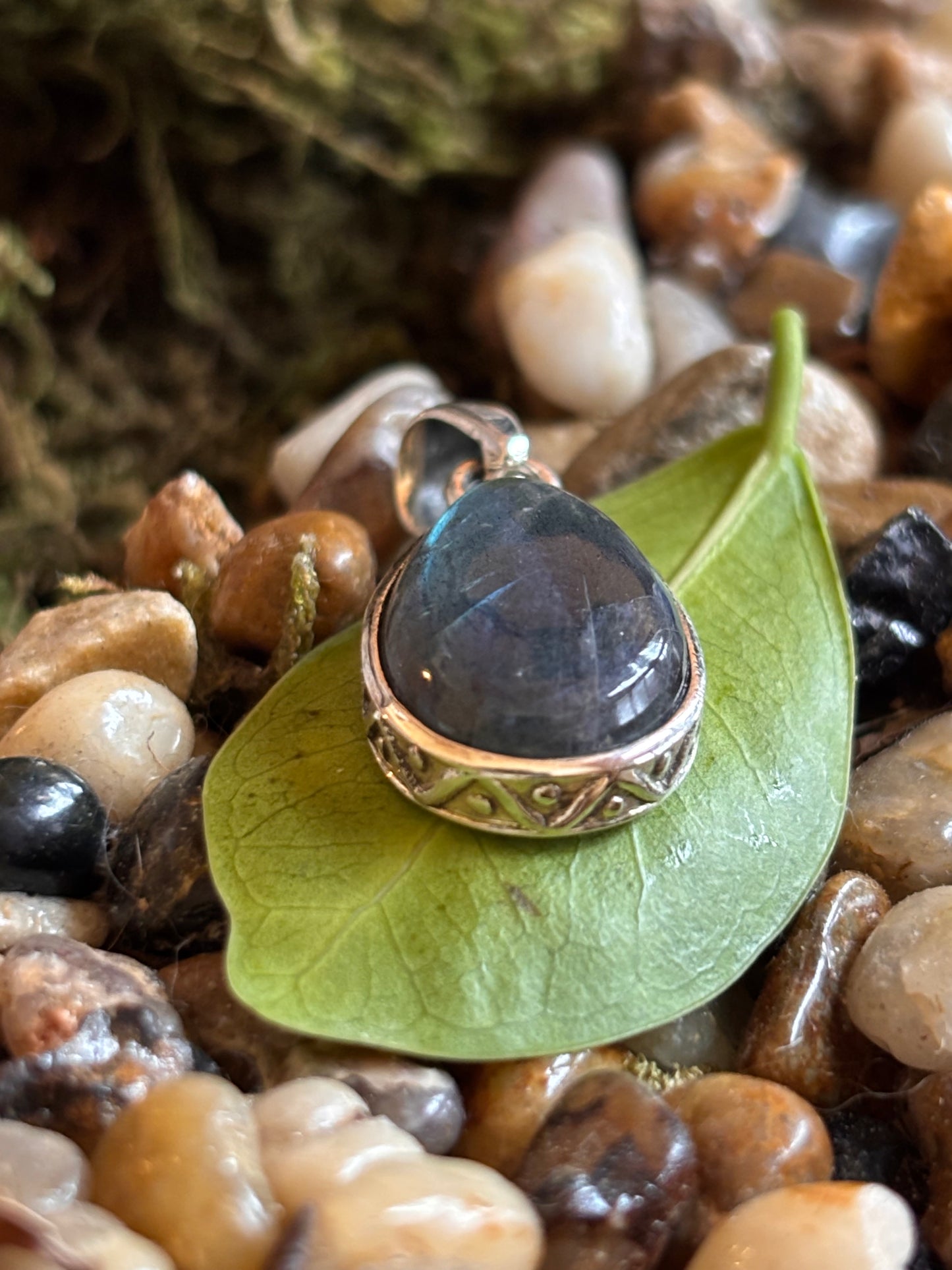 Labradorite Pendant
