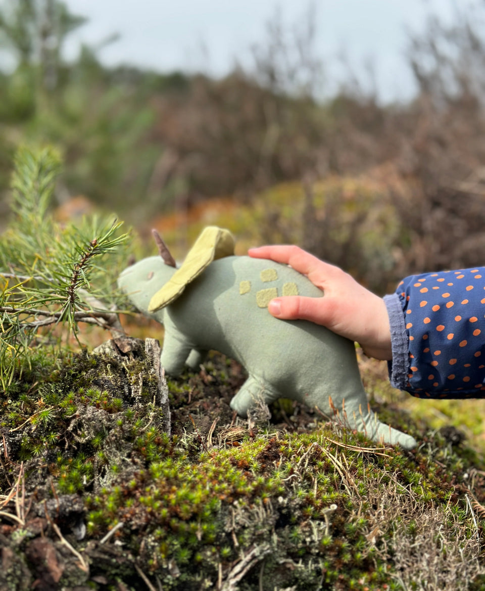Trike the Dino | Thread Bear Design
