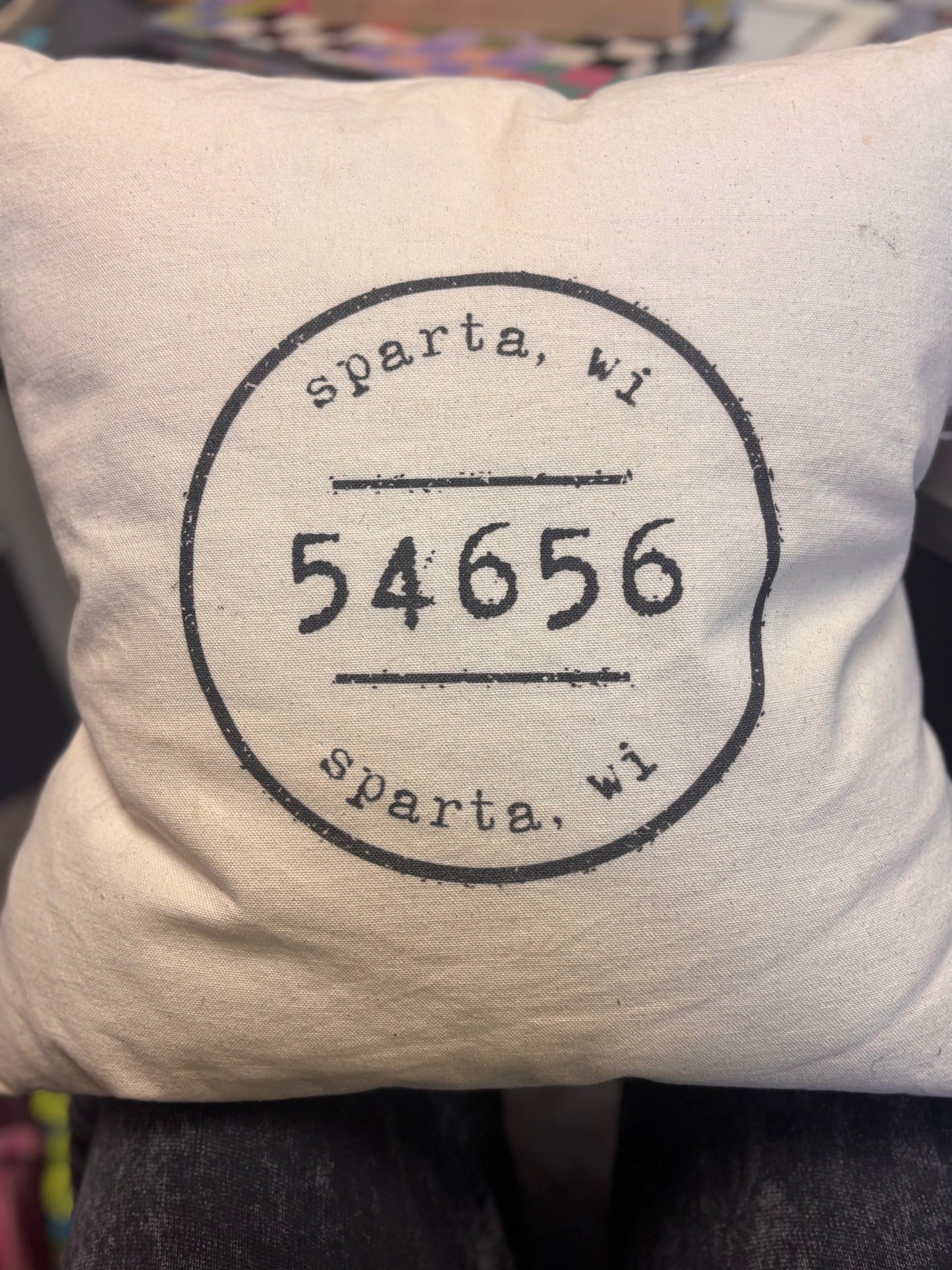 54656 Sparta Pillow 18x18