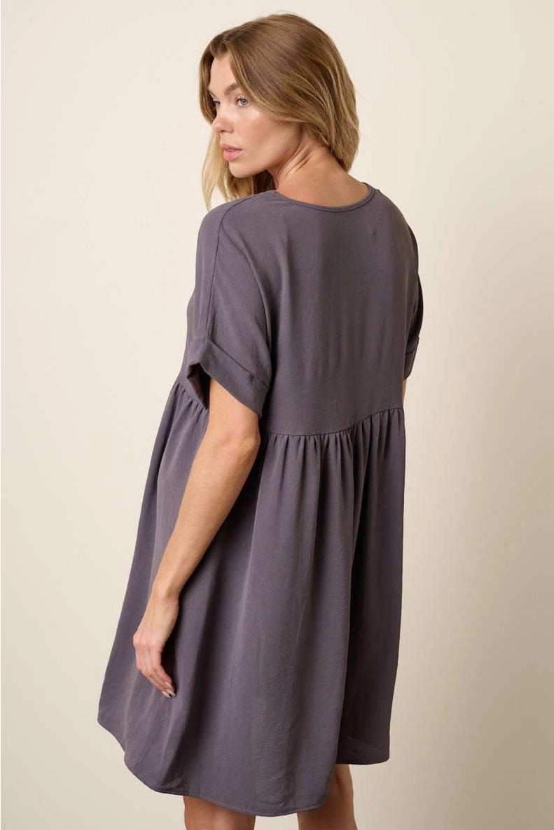 Airflow V-Neck Short Sleeve Shift Dress
