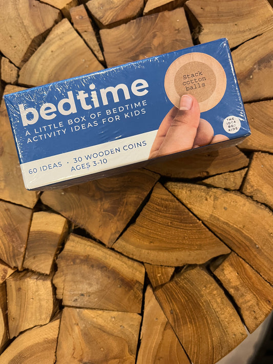 A little box of 30 wooden coins, 60 ideas