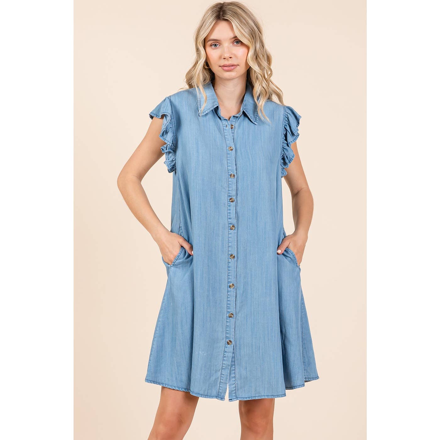 WASHED CHAMBRAY RUFFLE SLEEVE BUTTONED MINI DRESS