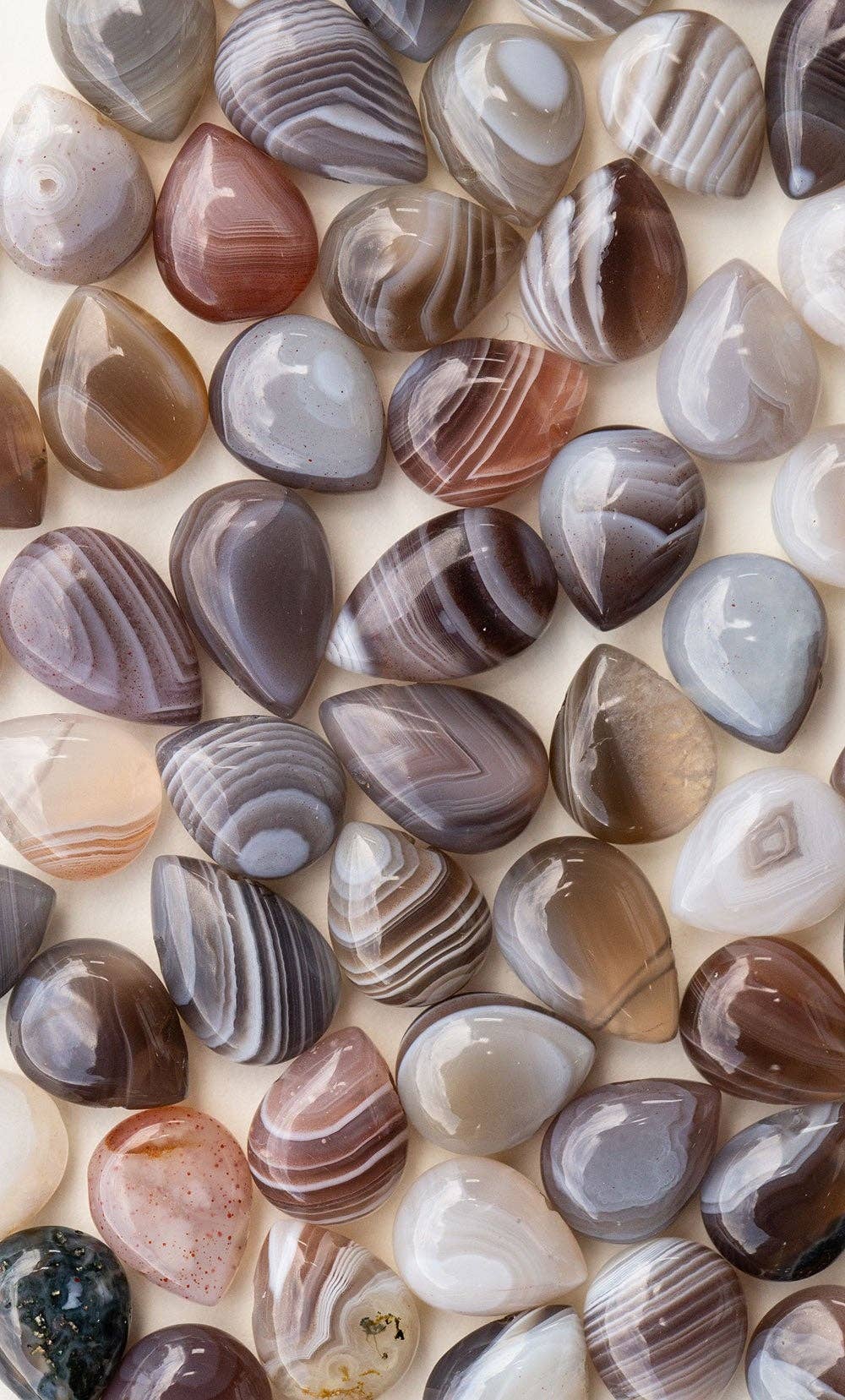 Botswana Agate Soul-Full of Light Necklace Change