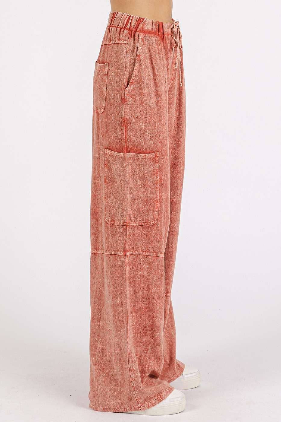 MINERAL WASH ELASTIC WAIST UTILITY POCKET PANTS