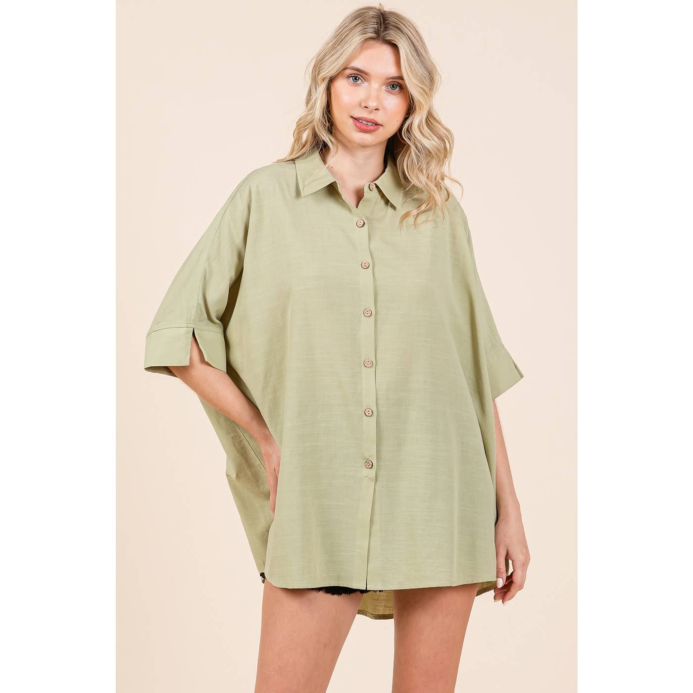 OVERSIZED BUTTON DOWN SHORT SLEEVE COLLARED SHIRT TOP