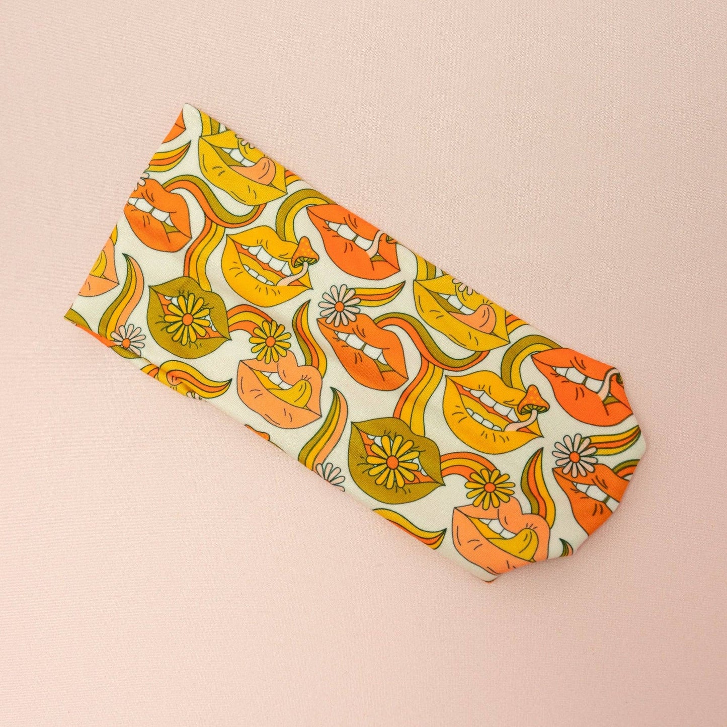 Retro Kisses Stretch