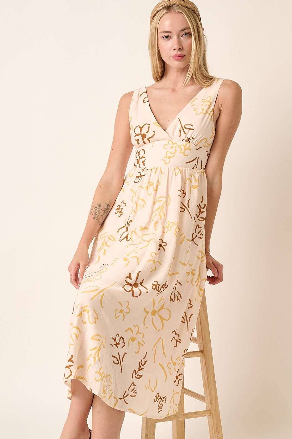 FLOWER PRINT EMPIRE WAIST SLEEVELESS MIDI DRESS