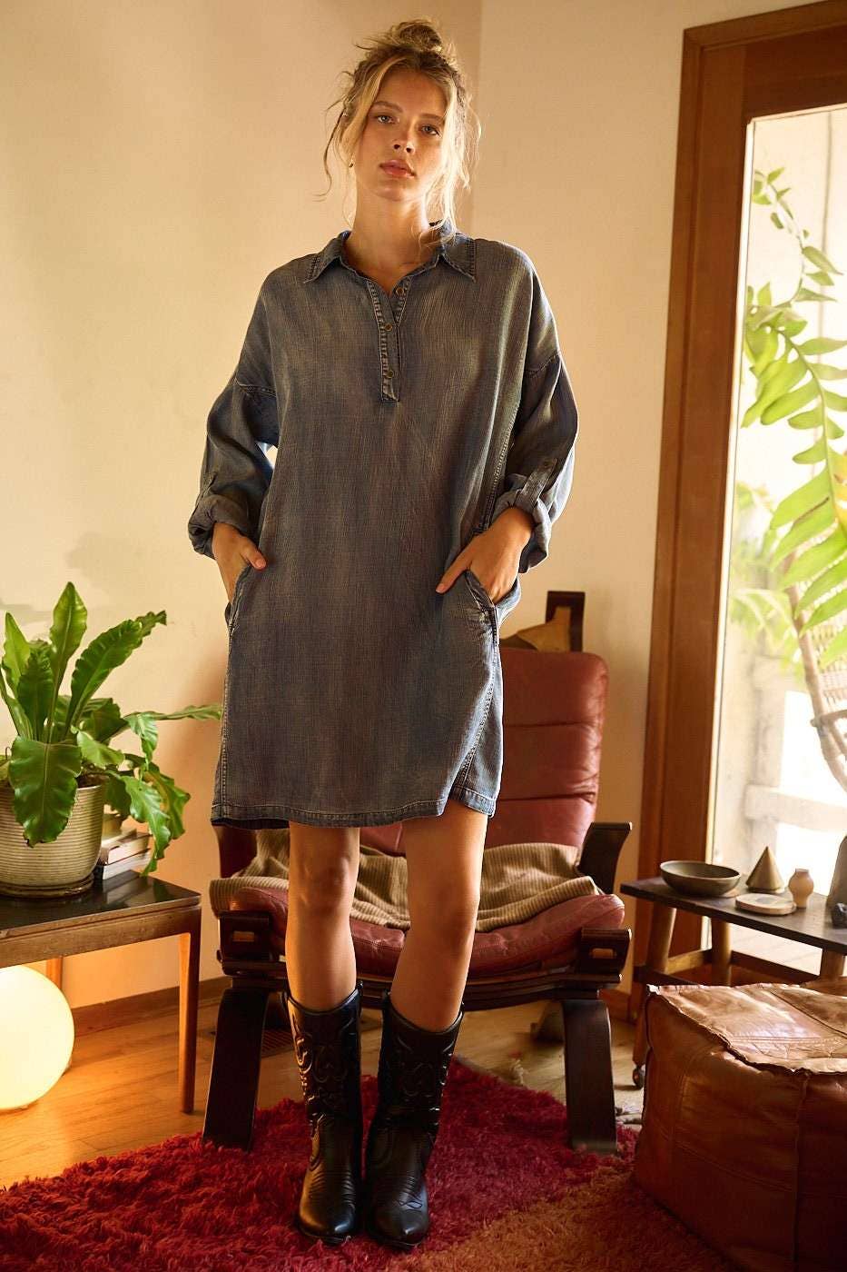WASHED CHAMBRAY BUTTON TAB SLEEVE MINI SHIRT DRESS