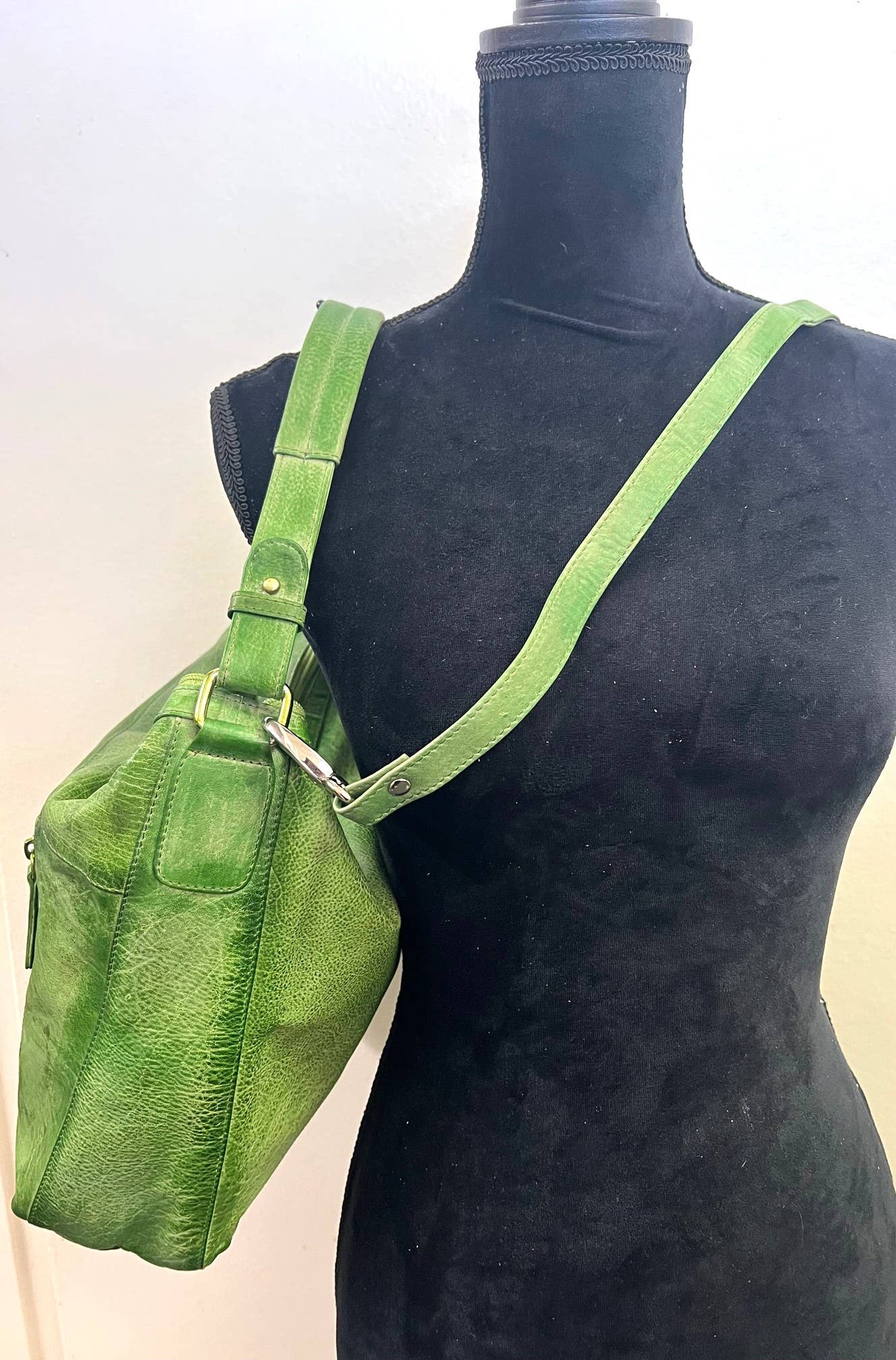 Gorgeous Green Leather Bag