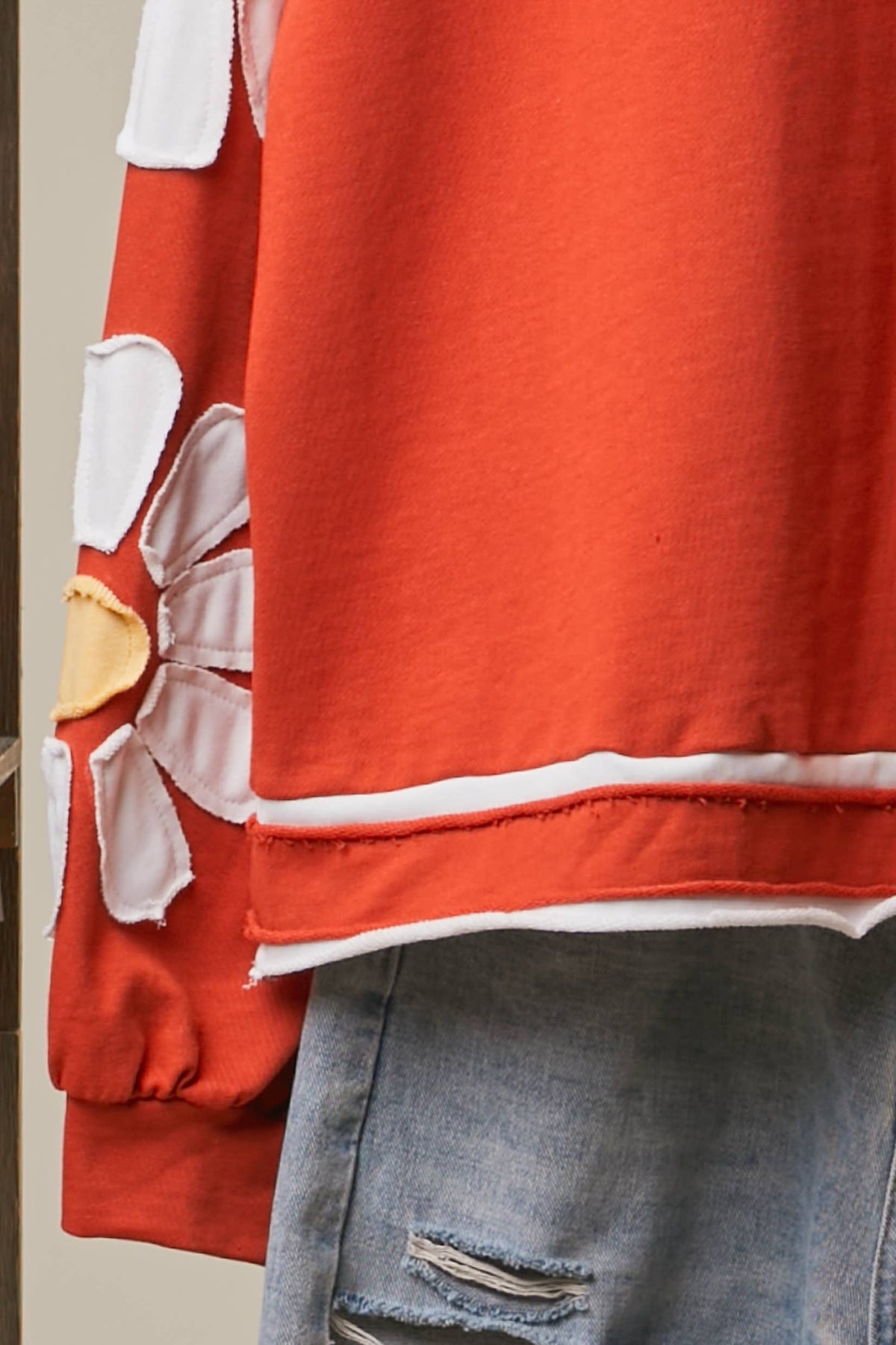 Colorblock Daisy Graphic Top