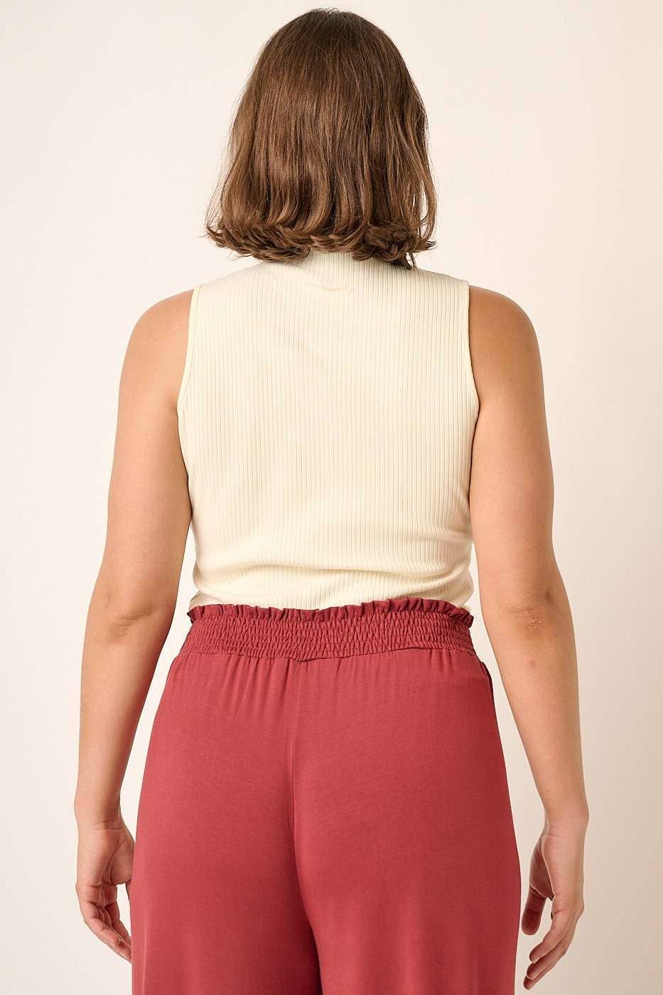RIB MOCK NECK SLEEVELESS TOP (Plus)