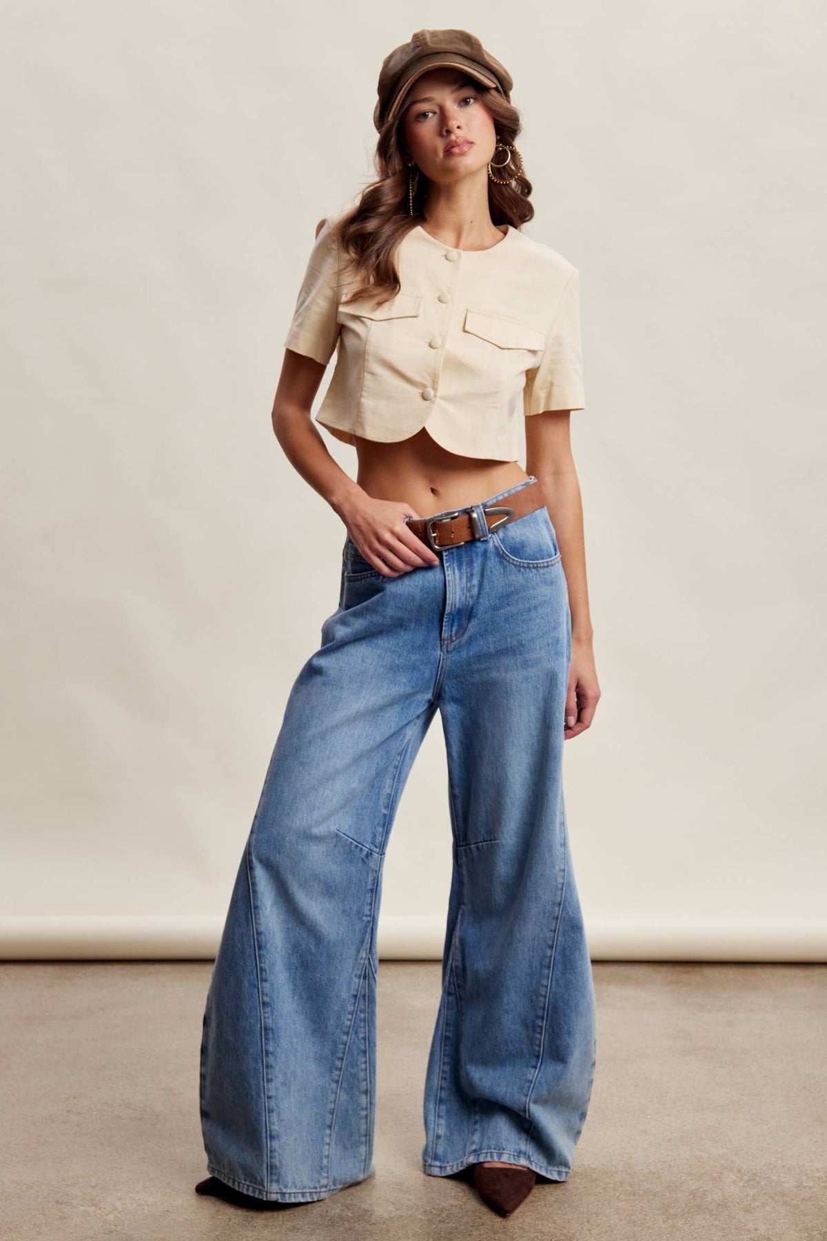 Wide-Leg Panel Detail Jeans