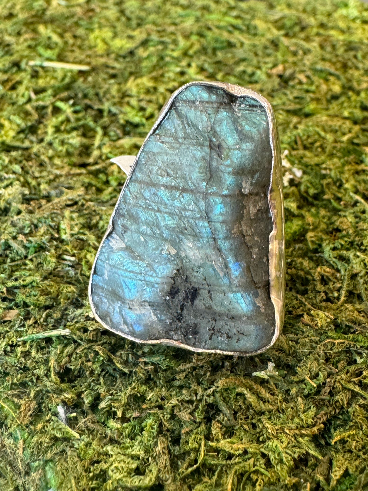 Rough Labradorite Ring | Adjustable