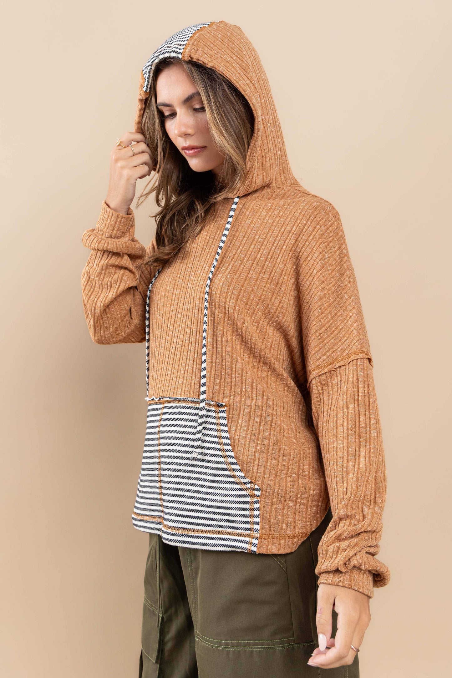 Solid Comfort Fit Round Neck Sweatshirt