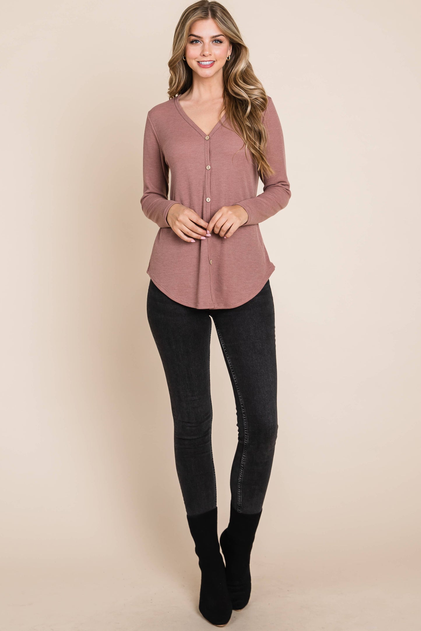 RIB KNIT BUTTON DETAIL TOP