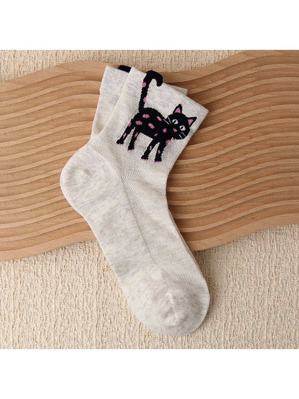 Cute Cartoon Cat Pattern Crew Socks