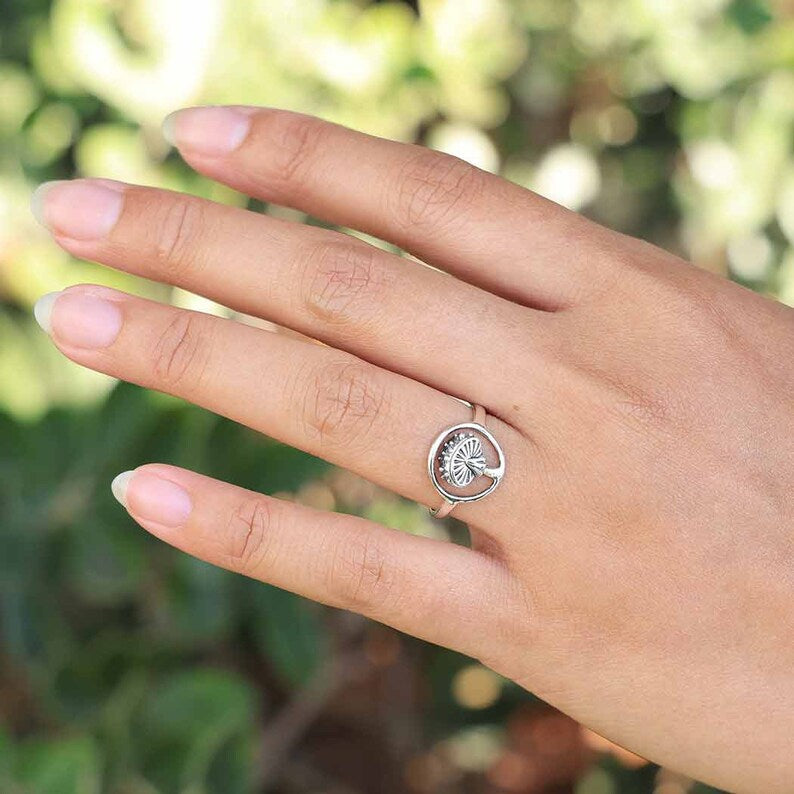 Mushroom in Circle Ring