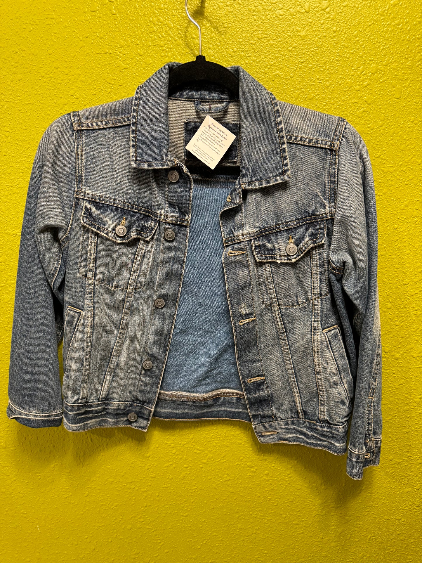 Mezamé Signature paneled Denim Jacket