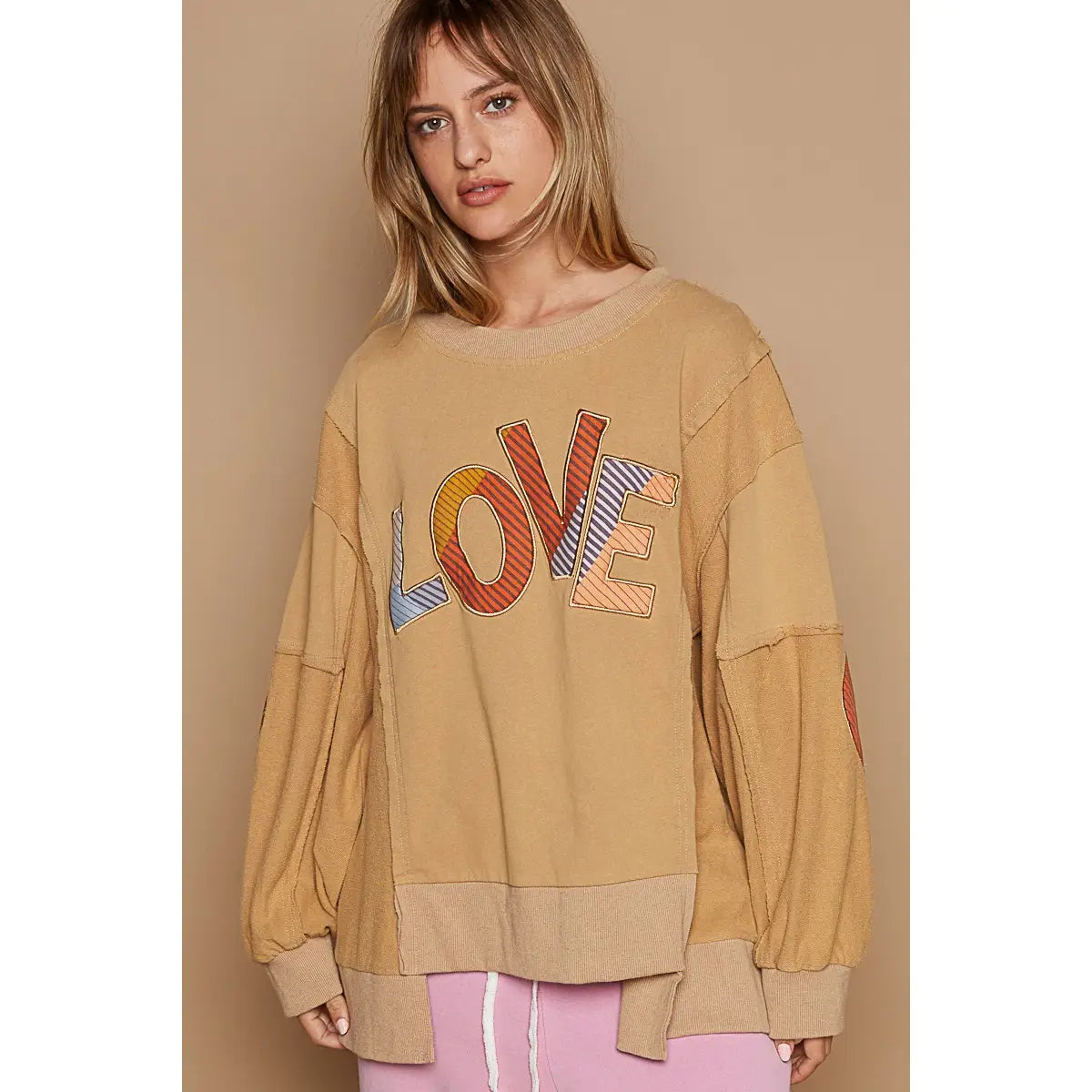 Round Neck Long Sleeve LOVE Sweatshirt | POL Clothing