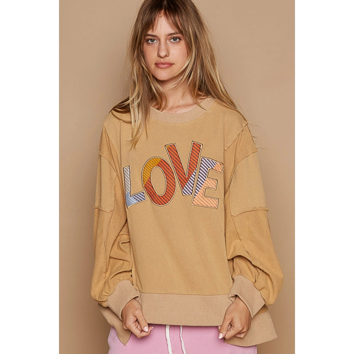 Round Neck Long Sleeve LOVE Sweatshirt | POL Clothing