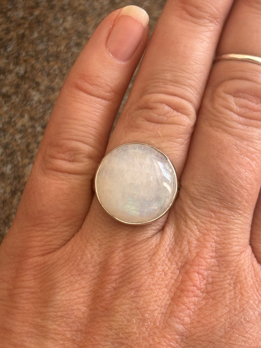 Moonstone Round Ring | Size 10