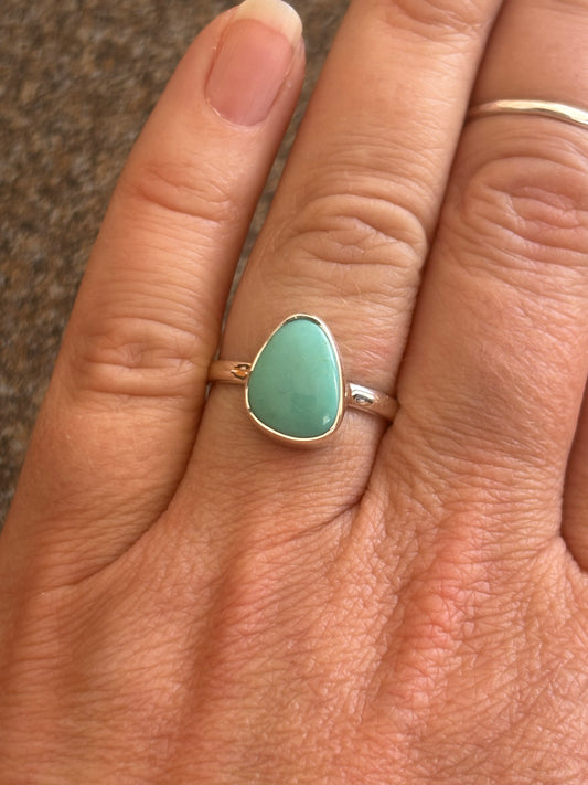 Tiny Turquoise Ring | Size 9