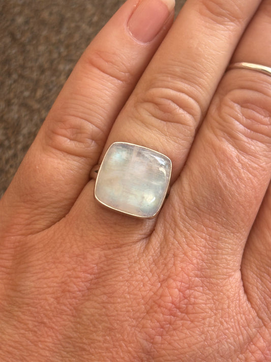 Moonstone Ring | Size 7