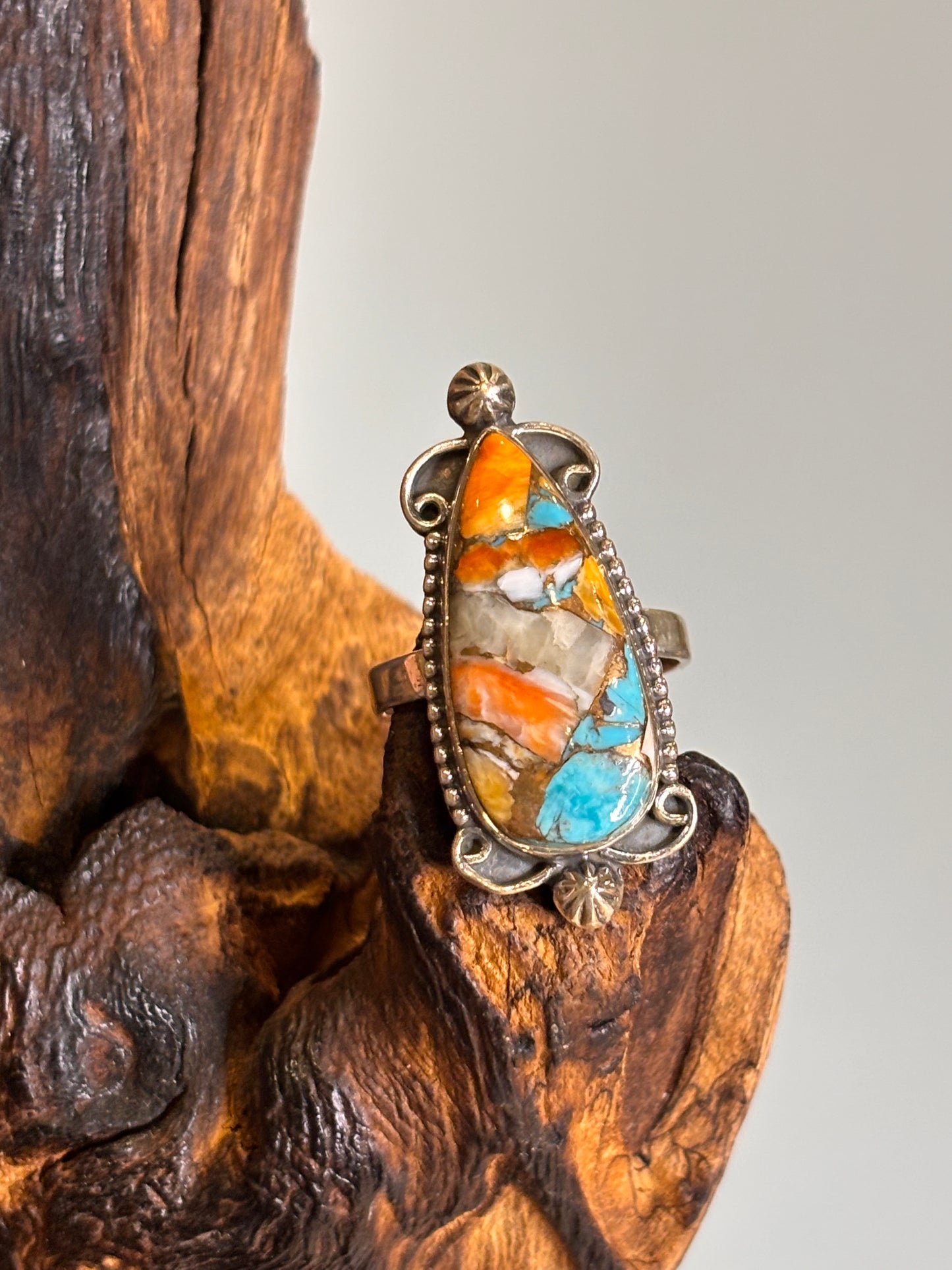 Spiny Oyster Turquoise Ring | Size 10