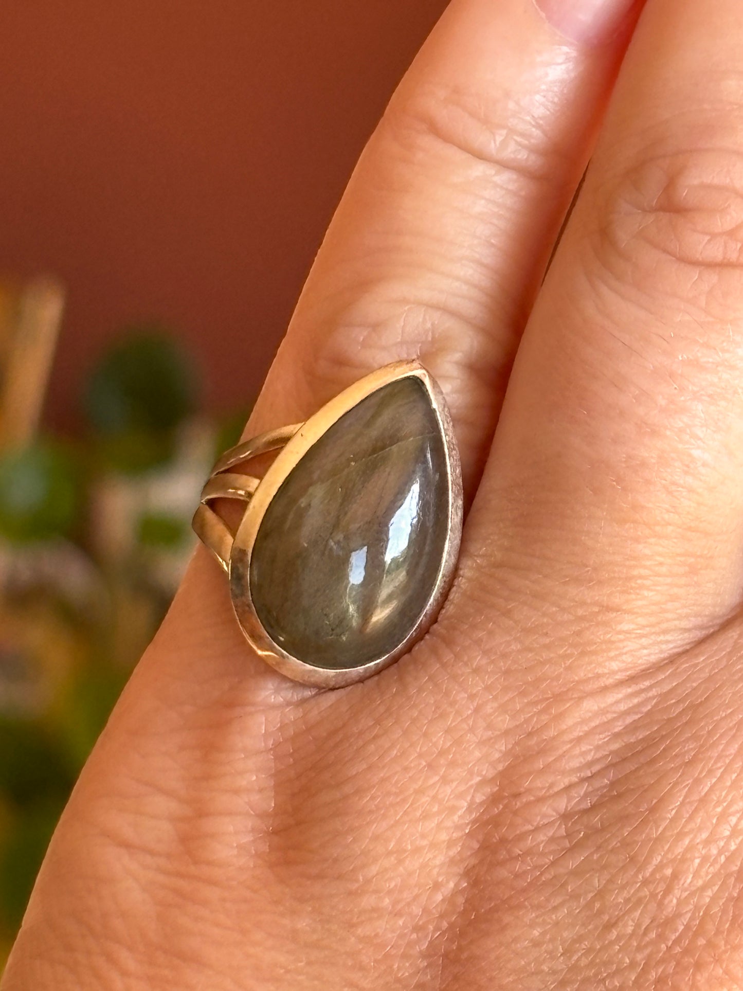 Labradorite Ring | Size 6.5