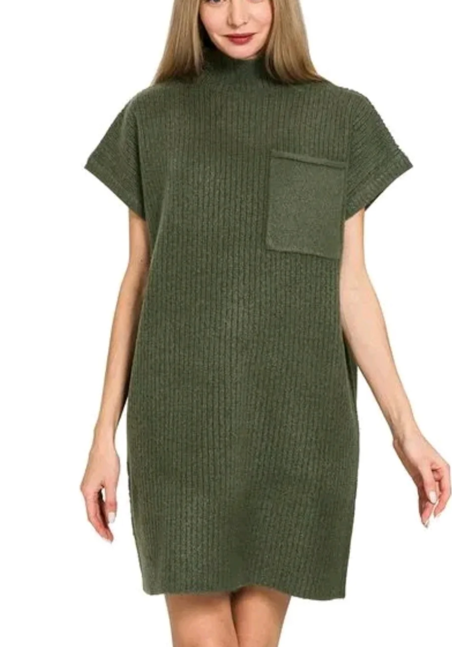 MOCK NECK SHORT SLEEVE SWEATER DRESS
