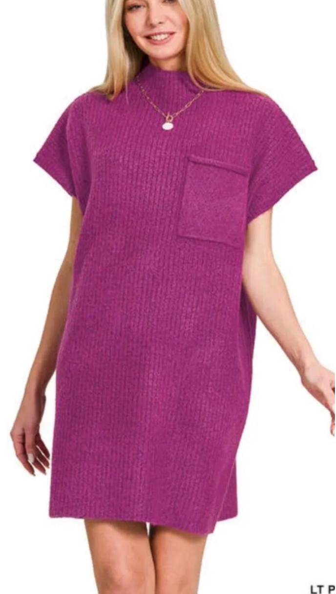 MOCK NECK SHORT SLEEVE SWEATER DRESS