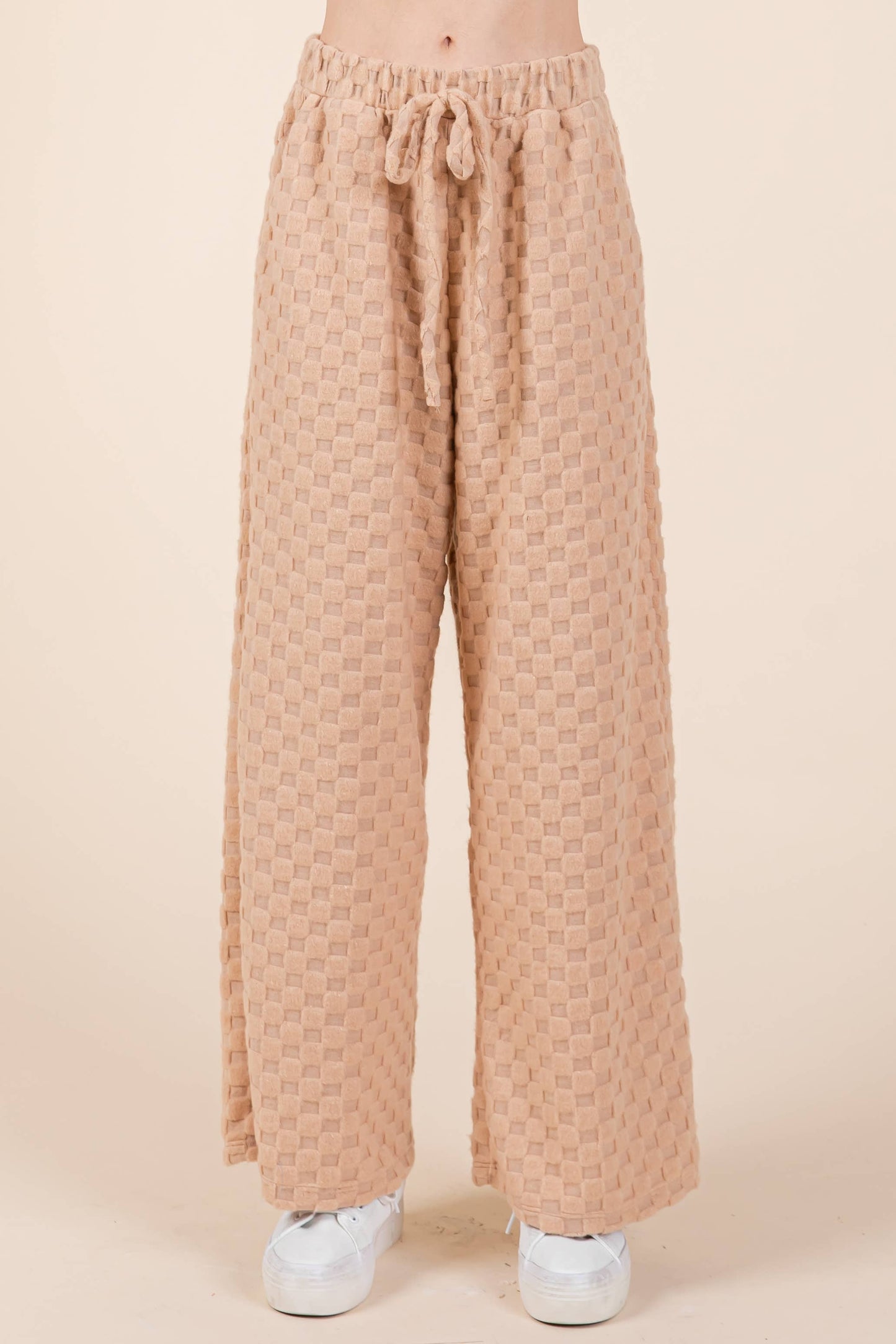 FUZZY CHECKERED PANTS (BLACK)