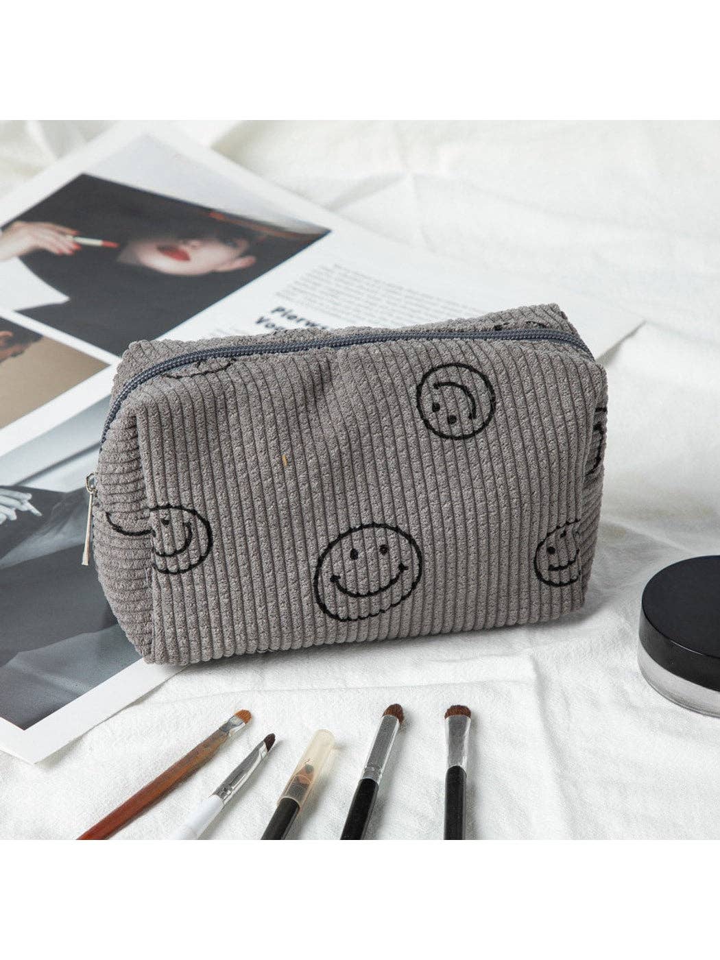 Smiley Print Cosmetic Organizer Bag