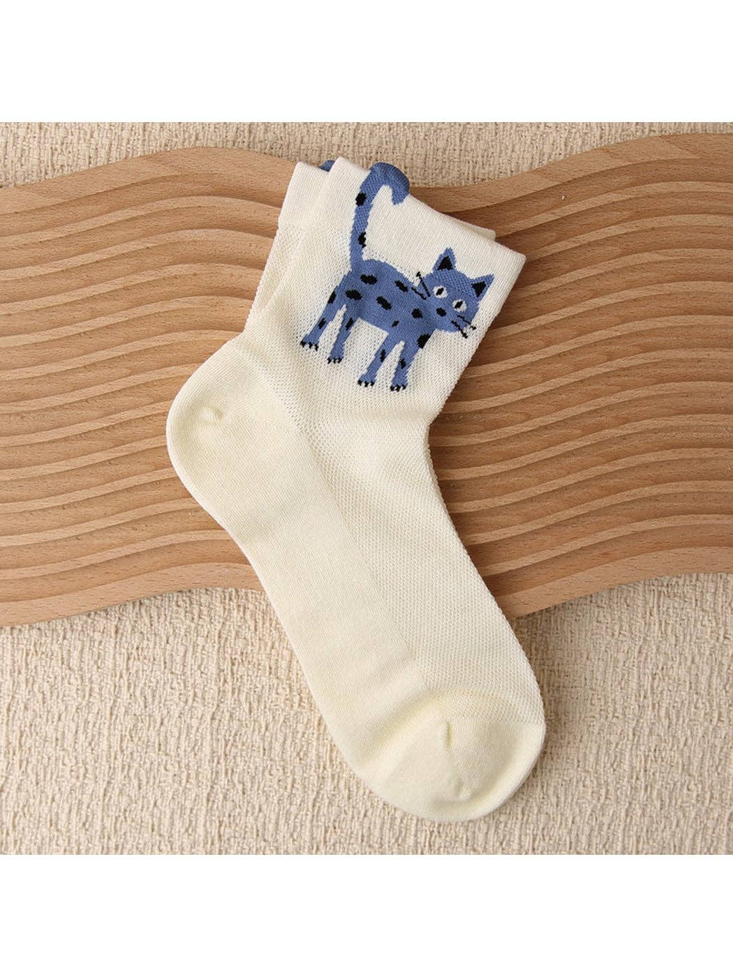 Cute Cartoon Cat Pattern Crew Socks
