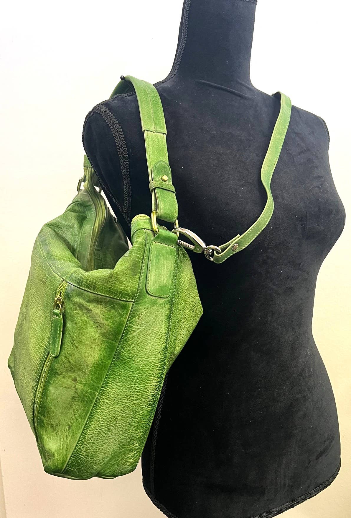 Gorgeous Green Leather Bag